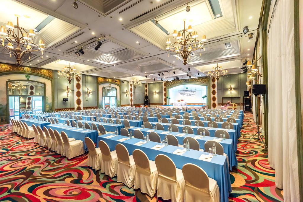 The Maruay Garden Hotel Bangkok Exterior foto